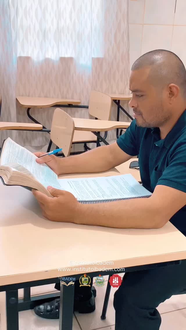 Decida hoje🫵🏼📘
Presencial ou On-line, estude Teologia e conte com o @institutoibadem pra te acompanhar nessa jornada.