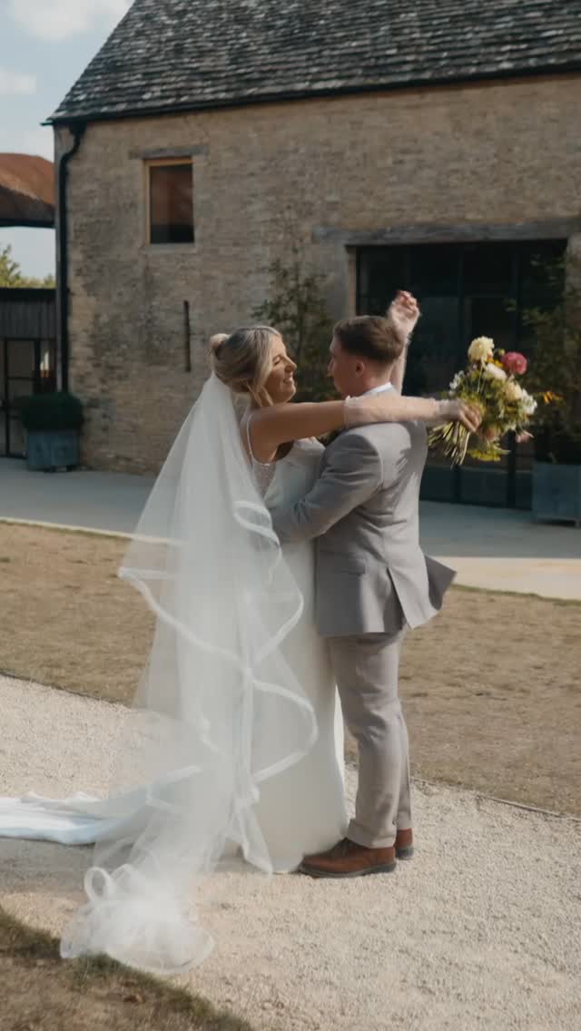 Dan & Liv just a little taster of there day! So much laughter and fun from start to finish! Sunflowers everywhere really brightening up the day and great working alongside @cavs.weddings!
Venue - @yardspaceoldgore
Photographer - @cavs.weddings
Flowers - @go_wild_flowers
Dress - @weddingbelles_4oaks
Jewellery - @gemporia
Make up - @alukbymegangibbs @makeupbysambw
Hair - @theloftsolihull @katie_behindthechair
#weddingvideo #theoldgoreyardspace #weddingvideographer #londonweddingvideographer #weddingteaser #weddingday