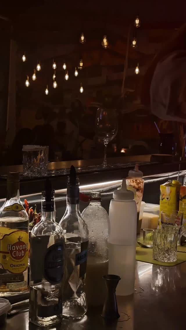 Shaken, salted, and served with a passion 🍸✨
At Morena, we make our margaritas in authentic Latin way. We already have people calling it the best margs in Tallinn.
Spicy, passion fruit, raspberry or classic… the choice is yours.
📍 Open today 12:00–23:00
Come let the night start with a margarita.