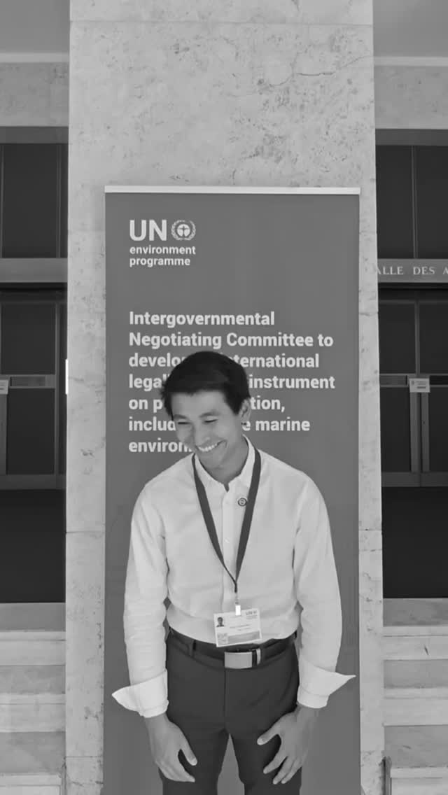 We had the pleasure of speaking with @francois.atr from @waves.ofchange . Thank you for sharing your perspective on why this treaty must be ambitious, fair, and focused on reducing plastic at its source to protect our oceans and future generations.🌍✨
#youthinnovation #plasticfreerevolution #socialentrepreneurs #PlasticsTreaty #BeatPlasticPollution #plasticfreeforthesea