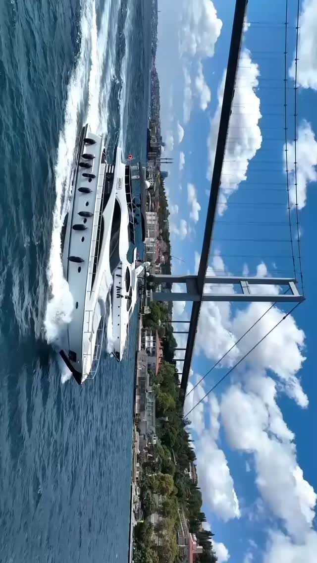 “Parlayacht ile Lüksün Zirvesine Yelken Açın!”
Mavinin en özel tonlarında, ihtişam ve konforu bir arada yaşayın. Parlayacht, her anınızı unutulmaz kılacak yat deneyimiyle sizi denizin prestijli dünyasına davet ediyor.
Şimdi rezervasyon yapın, ayrıcalıklı yolculuğunuz başlasın!
#boğazturu #evlilikteklifi #sunsets #yatkiralama #teknededoğumgünü #yattagünlüktatil #i̇stanbulyatturu #istanbul🇹🇷