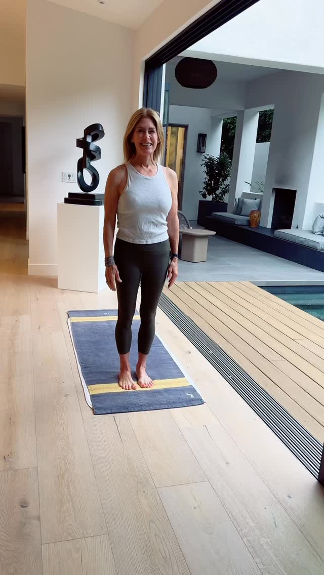 Finding balance in yoga is like finding balance in life—sometimes you wobble, sometimes you fall, but each time you return to center, you grow steadier, stronger, and more at peace.
#yoga #YogaLife #mindfulmovement #yogajourney #yogateacher #psychology