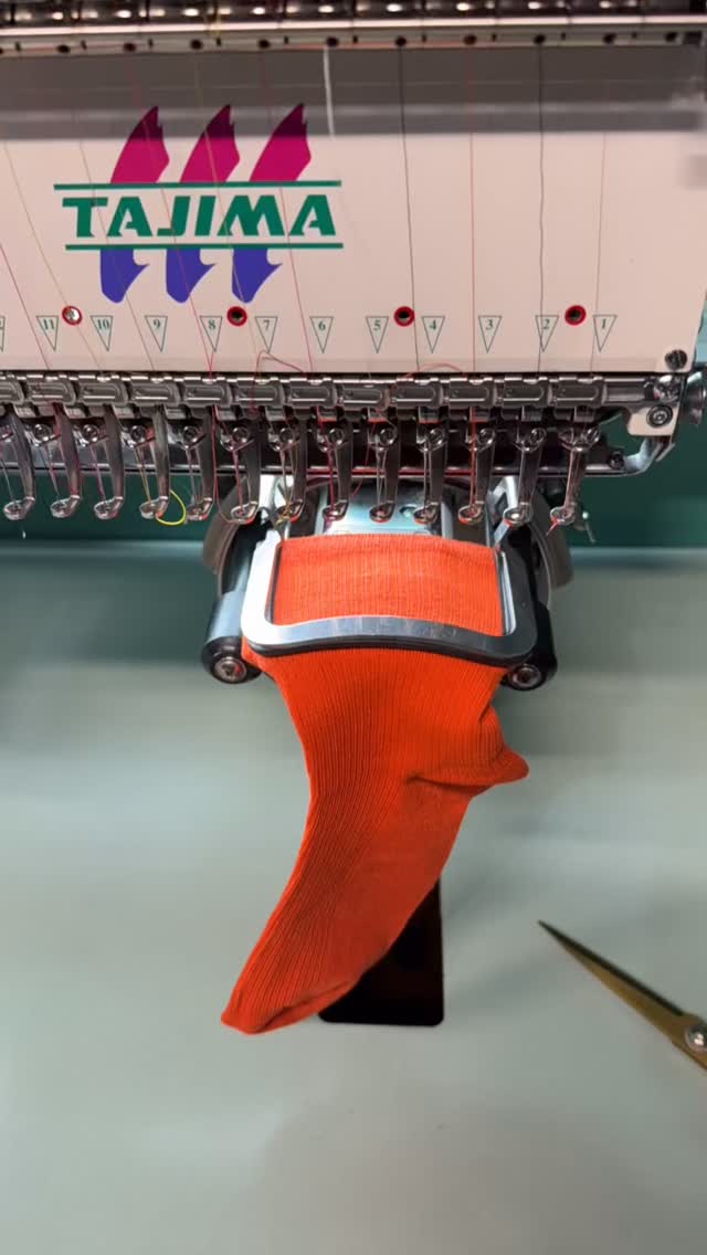 #custommade socks for @purestorage 🍊🧡