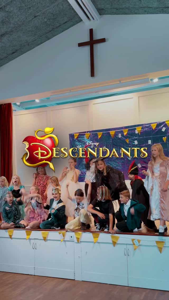✨💜 How much fun did we have at our Descendants themed Summer School this year?! 💜✨
We LOVED every second – the songs, the dances, the costumes, the energy… honestly, we wish we could do it all over again! 🎭👑🎶
But the good news is… September enrolment is now OPEN! 🎉
If your child loves to sing, dance and act, now’s the perfect time to join our Artisan Theatre School family.
📲 Head to the link in our bio to grab your spot – we can’t wait to see you in class!
#Descendants #SummerSchoolFun #TheatreSchool #MusicalTheatre #StageLife