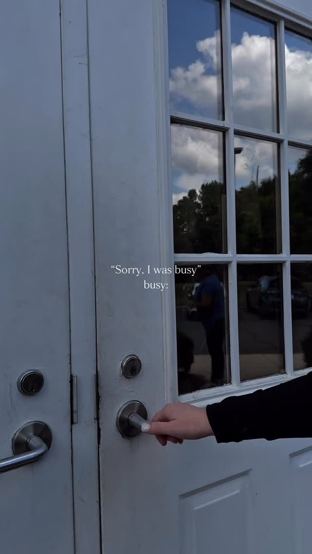 Sorry I’m busy…busy glowing ✨
Self care isn’t a luxury, it’s a priority. At Untouched Medispa we make it easy to look and feel your best with personalized treatments that leave you refreshed, confident, and radiant.
📲Comment FACIAL and we’ll send you the instructions to book your appointment
#charlottemedspa #charlottenc #skincare #medspa