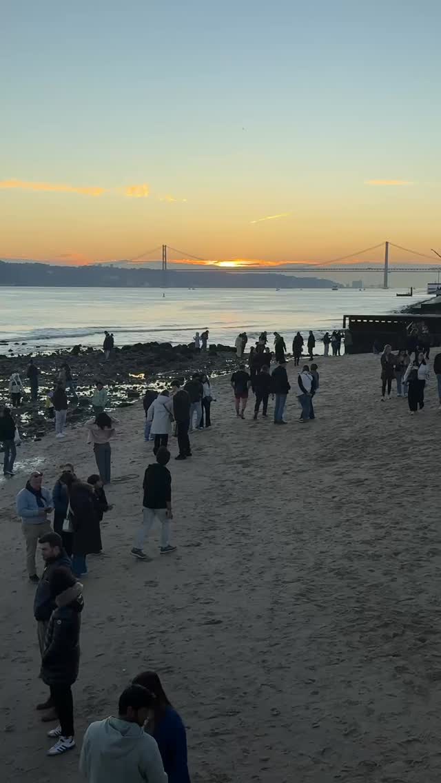 Travel doesn’t just change how you see the world, it changes how you see yourself.
Every trip is more than new landscapes, food, or photos, it’s an opportunity to grow in ways you never expect. Travel teaches patience when plans don’t go right, courage when you step into the unknown, and empathy when you connect with people whose lives are completely different from your own.
It’s not just about ticking destinations off a list, it’s about discovering new parts of yourself along the way. You realize how capable you are, how much beauty exists outside your comfort zone, and how connected we all are despite our differences.
That’s the magic of travel, it changes the way you look at the world, but more importantly, it changes the way you look at yourself.
#travelinspi̇ration #lifelessons #wanderwithpurpose #myrooftopstories