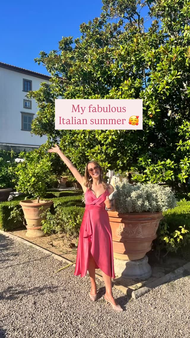 Part 1: 7/8-28/8 An Italian Summer I will never forget 😍
I made my way to the gorgeous city of Florence to celebrate my friends Polina and Sebs Tuscan Wedding ❤️ which was breathtakingly beautiful and magical filled with love, joy and bliss 💕
I then spent some time in Viareggio and Cinque Terre which was oozing beauty, awe and tranquility 😍
#italy🇮🇹 #summervibes☀️ #grateful #fullheart❤️ #love #joy #bliss #livinglife