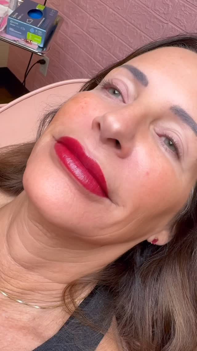 New Lip Goofin 💋😜 ✌️
Smudgeproof kisses for 3-5 years bb @an.arch.above
#yosemite #sonora #jamestown #copperopolis #twainharte #miwuk #columbia