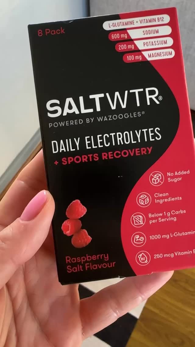 👀 Spotted in Checkers — Saltwater sachets! @wazoogles 💦They’ve packed in sodium, potassium, magnesium, plus B12 and a little glutamine.
For anyone on keto, electrolytes are a must because you lose more sodium and water when insulin is low.
I think these sachets are convenient if you’re out 🏃🏼♀️running, 🚴🏾♀️cycling, or just need a quick fix on the go. ⚠️Just be careful not to overdo it... too much at once can cause GI upset.
#KetoSouthAfrica #KetoCommunitySouthAfrica #LowCarbSouthAfrica #HealthSouthAfrica #FitSouthAfrica #WellnessSA #CheckersSA #CheckersSixty60 #CheckersFinds #Sixty60Convenience #SouthAfricanWellness #ketolifesa