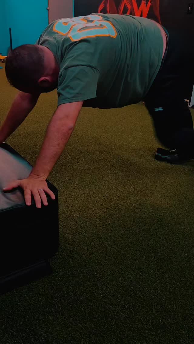 #coreworkout Progress loading๐ช Consistency is the name of the game! COME GET YOUR #RESULTS ๐๐ปโโ๏ธ #funtionaltraining #strengthtraining #personaltraining #fitnessassessment #coach #gym ๐ช๐ฅ #mastertrainer #fitnessguru #buildingbetterbodies #PBMFitness #buildingbetterhumans #scotchplainsnj
Book your FREE FITNESS ASSESSMENT โจ๏ธ today
Coach Vee 908.531.7387
Www.prettybeastmode.com