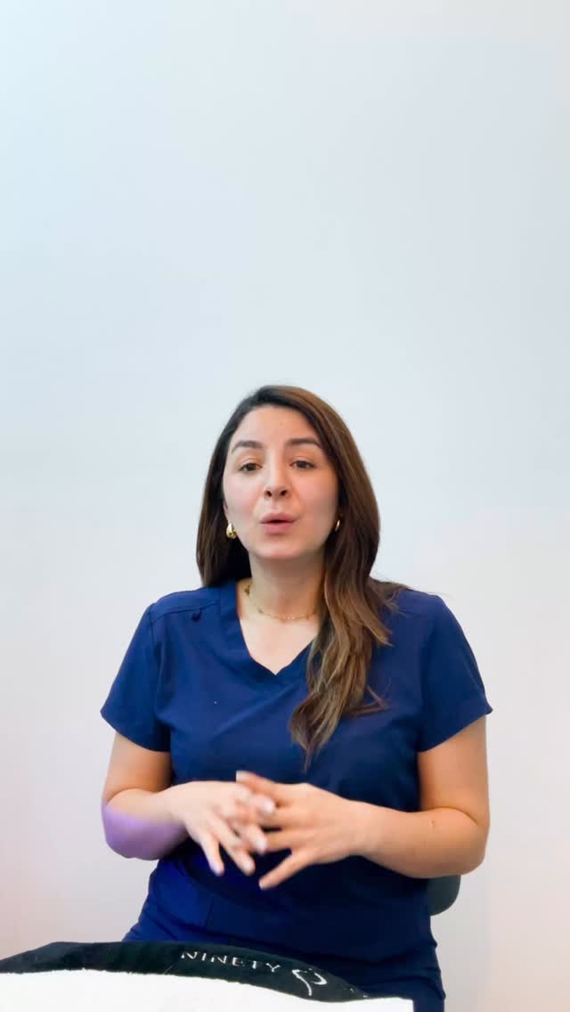 Si sufres de acné, sabes lo difícil que es encontrar un tratamiento que sea efectivo pero amable con tu piel.
El Hydrafacial es la solución: un procedimiento no invasivo que no deja marcas ni rojeces, y que limpia, hidrata y renueva tu piel desde la primera sesión.
Ideal para jóvenes y adultos que quieren decirle adiós a las imperfecciones y recuperar la confianza frente al espejo.
👉 En Club Ser te acompañamos en el camino hacia una piel más saludable y libre de acné. Para más información o agendar tu cita comunícate al link de nuestra biografía o visítanos en Bogotá📍en la Autopista Norte # 114-44 tercer piso
#hydrafacial #acne #pielsaludable #clubser