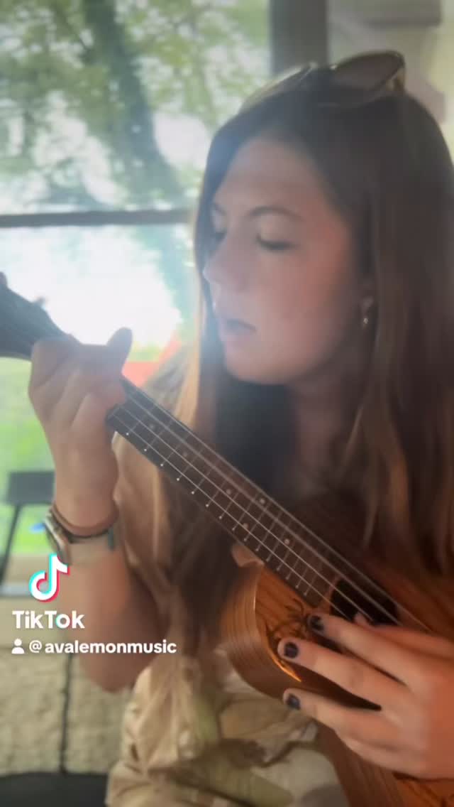 White Ferrari - Frank Ocean #coversong #singer #music #frankocean #relatable #avalemonmusic #viral #foryou