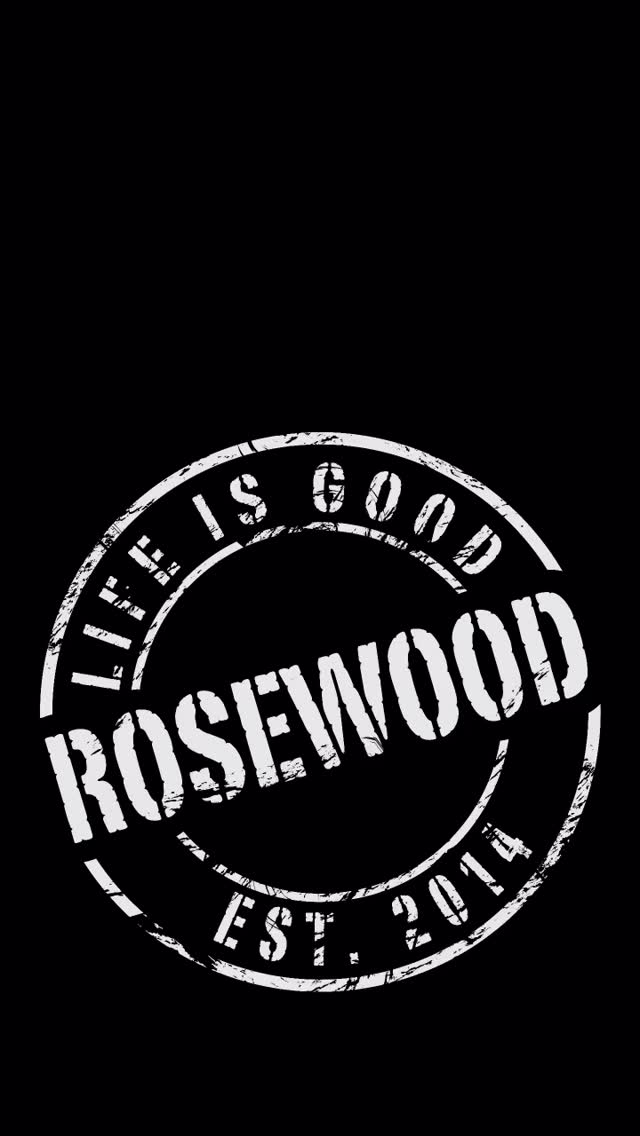 Aus der Rubrik: Fragen, die uns nie jemand gestellt hat, wahrscheinlich auch niemanden interessieren - und trotzdem… 🙃
Heute mit @cyrilldegonda_photo
#lifeisgoodwithrosewood #swissmusic #musicfromswitzerland #americana #countrymusic #pettycountry #tompetty #chrisstapleton