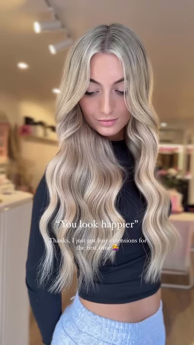 It’s true… you can never go back to life without @hunnyhair.extensions 😩❤️🔥
#hunny #hunnyhairextensions #canberrahairextensions #blondehair #blondextensions #geniusweft #invisiweft