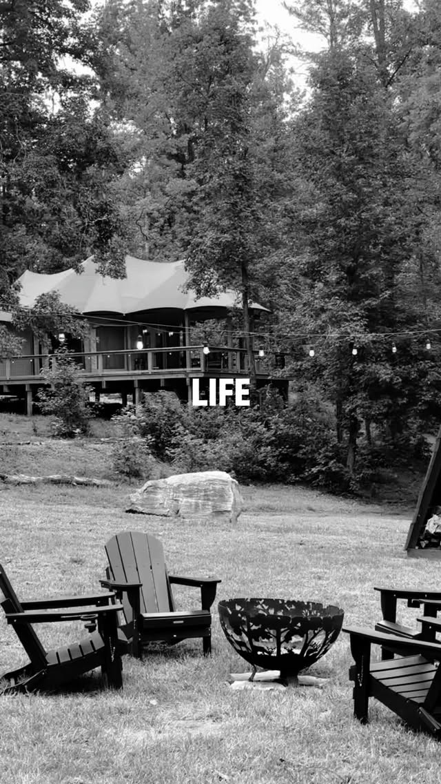 Make memories Glamping at Wheat Creek Outpost this fall. #naturelovers #glamping #outdoors #falltravel