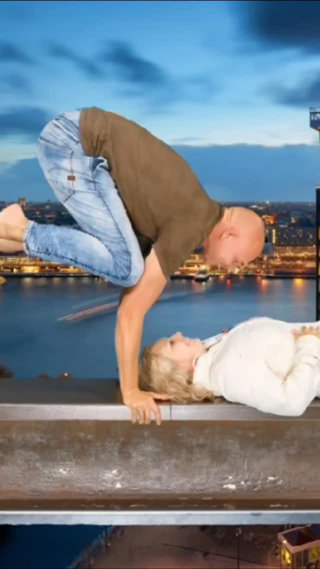 Wir waren mal wieder unrerwegs und wollten unsere Eindrücke teilen.
Lasst gerne einen Kommentar da.
Euxh einen favelhaften Abend
#yoga #ashtanga #ashtangayoga #yogadeutschland #yogaliebe #hatha #hathayoga #fitness #amsterdamcity