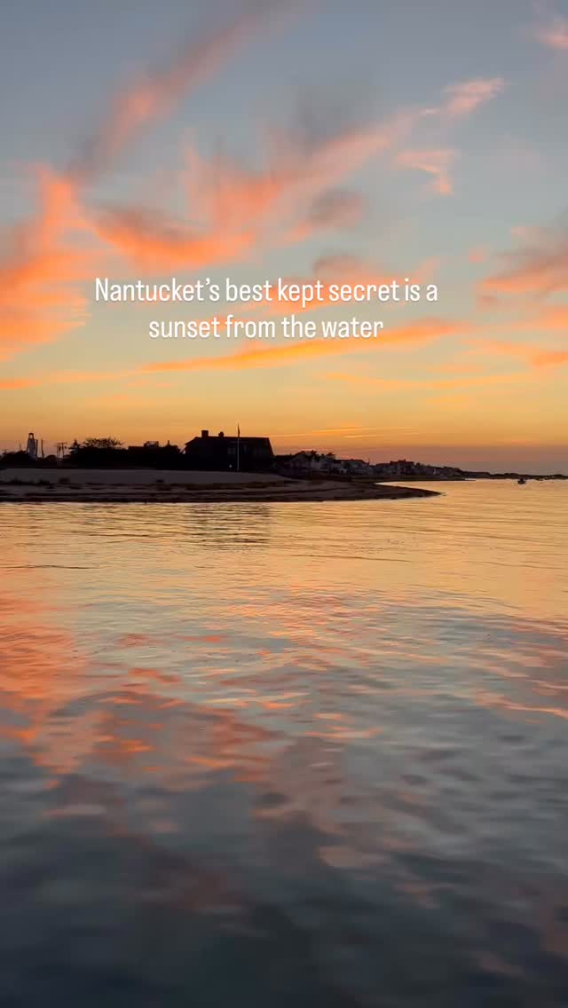 A September sunset on Nantucket? Yes, please!
#nantucketisland #nantucket #nantucketsummer #thingstodonantucket #nantuckettours #eastcoast #nantucketactivities
