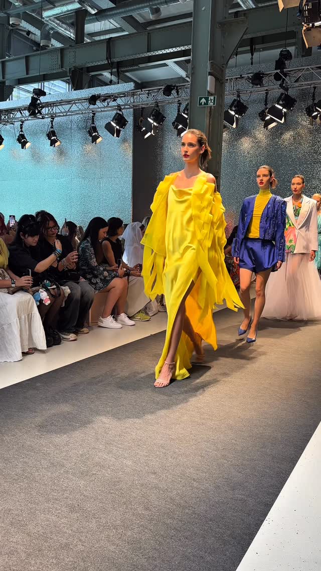 @viktoriavargaofficial @bcefw 👗 #bcefw #viktoriavarga #fashionshow #divatbemutato