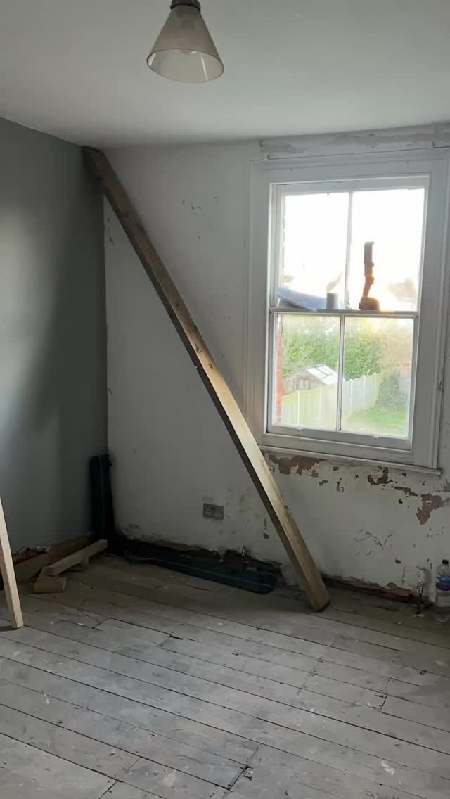 A shared kids room full of class & style! ✨
We wallpapered the full room with a subtle stripe & then added bold, patterned, upholstered single beds either side of a chest of drawers.
The room isn’t huge so adding the important pieces whilst still making it look nice was key. A wardrobe will be added also over time.
As this is a room for a boy & girl, we made sure each bed matched creating symmetry but had a different colour pillow - we absolutely love the scalloped edge to these with a navy blue on one & pink on the other. Doing the same with the small framed art above, allows each kiddo to have the sense of their own space. 💙💛
The blind was handmade with the scalloped edge also to add that extra detail making the room feel more interesting!
It’s still not quite finished but looks fresh, inviting & perfect for the little ones to get a good nights sleep on their visits. 🥰
Suppliers;
Beds - @comodo_living
Chest of Drawers - @dusk.com
Green cushions - @nordicnest
Scalloped Cushions - @daals.co.uk
Posters - @minibeau_official
Table Lamp - @cultfurniture
Pendant Light - @lightsandlampsdotcom
Wallpaper - @borastapeter
Woodwork Paint - @paintandpaperlibrary
Carpet - @tapicarpetsandfloors
#virtualinteriordesign #kidsinteriors_com #kidsinteriorlove #edesigner #childrensroomdecor #kidsinteriorstyling #childrensroom #projectjunior #sharedkidsbedroom #sharedbedroom #kidsbedroom #childrensbedroom