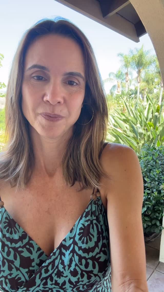 Here’s my 20 - I mean - 5 cents for the weekend’s edition of “Food for Thought”
😂
Have a great weekend ladies!
❤️,
Anna.
#perimenopause
#womenshealth #healthyliving