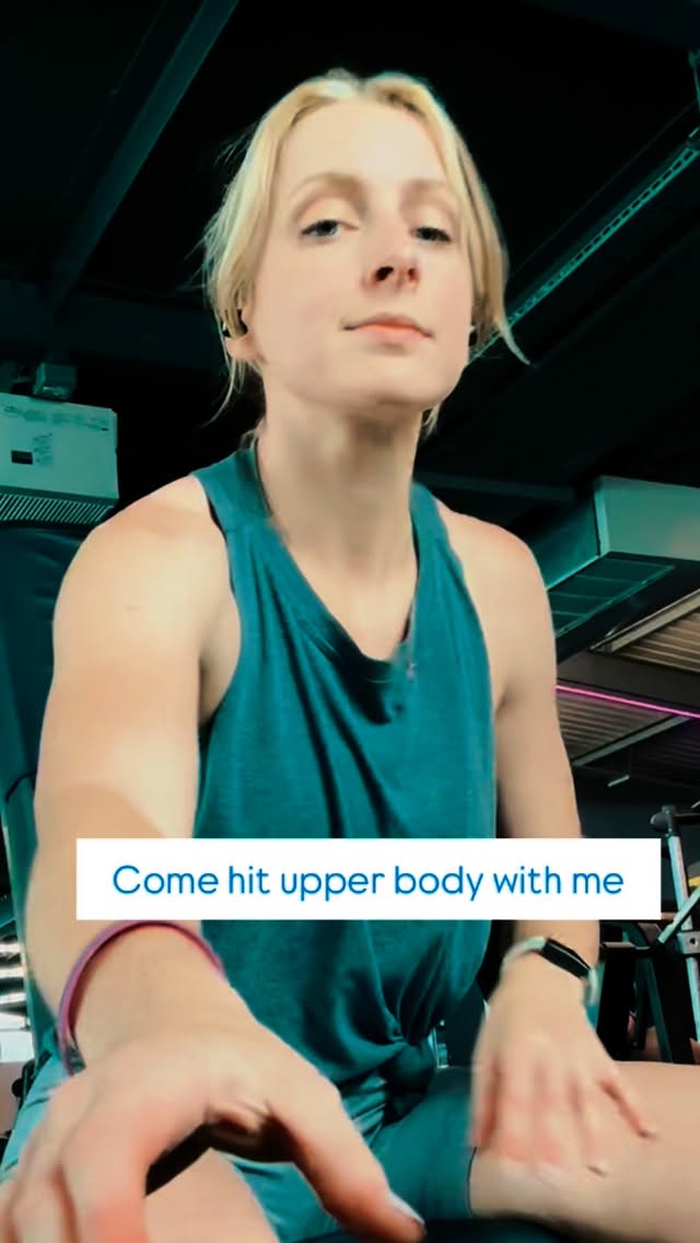 Into the final 3 weeks of photoshoot prep - this is how my upper body training days are looking.
At this stage, training is about maintenance. Iām hitting 4 training sessions a week, aiming to preserve as much muscle as possible while my diet becomes more aggressive to strip back body fat. This means total training volume has come down since the build phase to help my recovery. Workouts are now a combination of heavy sets (typically 6-10 reps) followed by intensifiers (rest pause, dropsets, etc) to keep a strong stimulus without annihilating my body with too much volume.
Thanks to @julian.sollai for his ace programming š
#personaltraining #bodybuilding #photoshoot #leanout #muscle #hypertrophy #delts #shoulderpress #physique