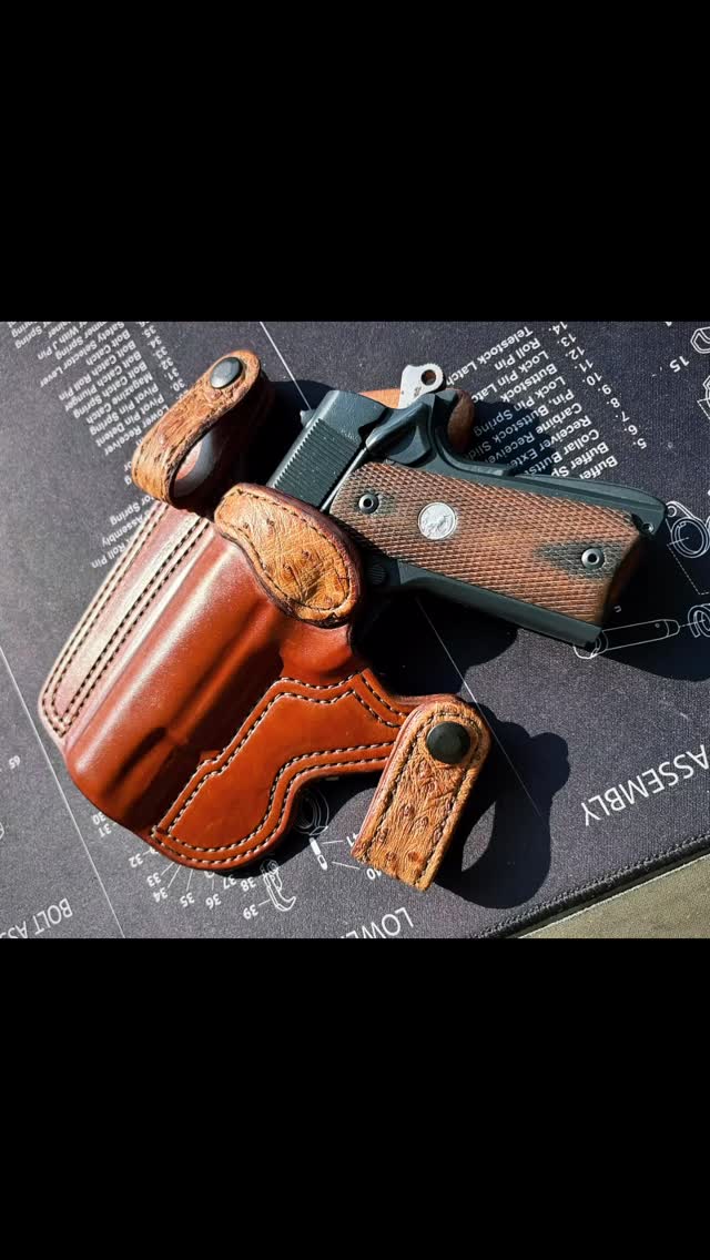 1911 Colt Commander Restoration meets @burdettegunleather.
#leathercraft #leather #gunsmithing #restoration