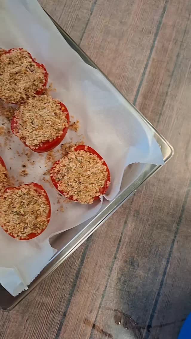 Préparation pour les menus de la semaine 🍅
#food #suisse #cuisine #fruit #traiteur #gourmand #switzerland ##handmade #madewith❤️ #cuisinier