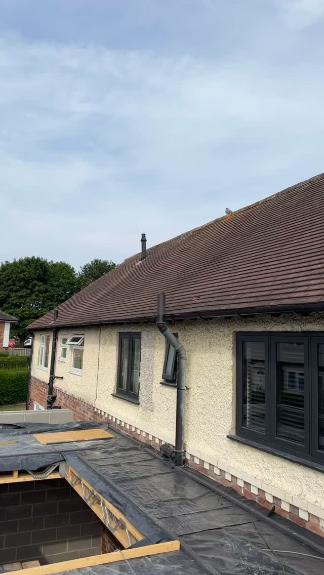 We’ve just wrapped up a full external render replacement in Bingham, Nottingham Road.
The scope included:
•Removal of all existing wet dash render
•Application of a high polymer basecoat with fiberglass mesh for structural integrity and crack resistance
•Final coating in VPI bright white silicone render
This property now boasts a fresh, modern exterior that’s as durable as it is attractive. A big upgrade that completely changes the kerb appeal of the home.
Thanks to @dsinsulations for the supply on materials and as always @addvioletscaffolding for the access.
@vpi_products_uk
#siliconerender #sprayrender #machinerendering #colouredrender #nottingham #valeofbelvoir