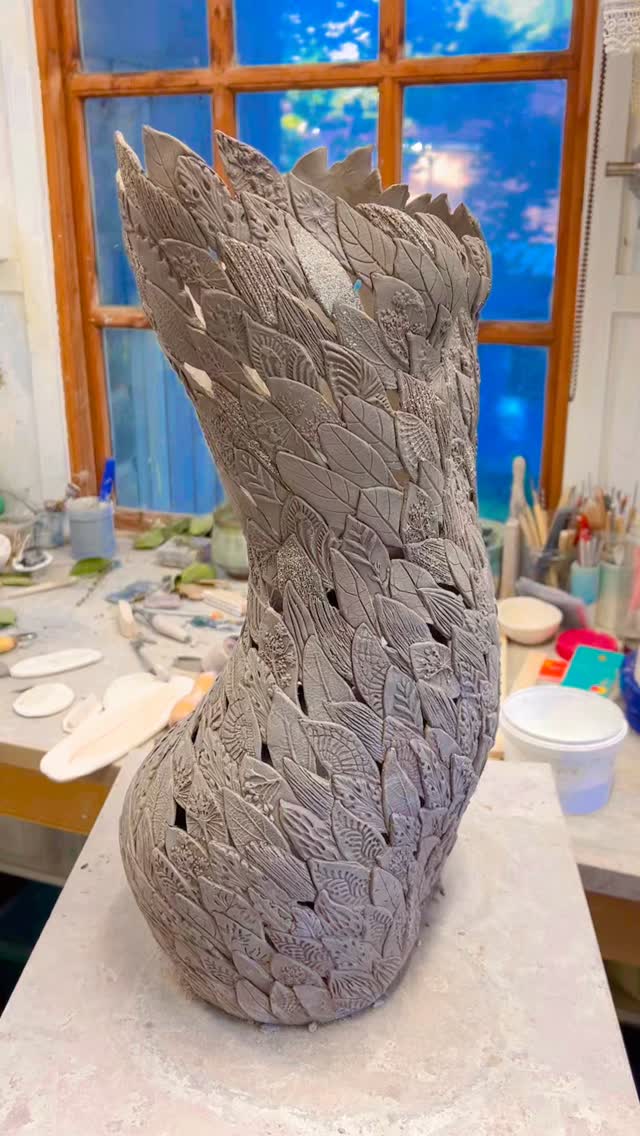 Here’s a twirl from Thursday, I thought I was done on Thursday but I changed my mind and now she’s taller. I’ll post later how she’s grown. More clay leaves, not too many, just to add a more joyful lift. #sculpture #clay #clayart #ceramicart #ceramics #pottery #maker