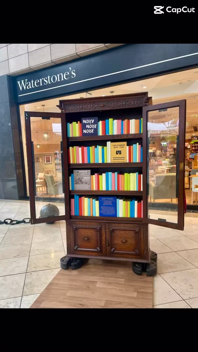 Another big Working Boys Club weekend incoming 👀
🗣 “What do you think about this?”
👉 Sat 6 & Sun 7 Sept — Noisy Noise Noise at Arts by the Sea Bitesize Festival in Bournemouth
📍 Sat: Henry Brown Community Centre
📍 Sun: Bourne Community Centre
👉 Sat 6 Sept — Wellbeing Wells at Fresh Air Festival, Tendring 🌱
👉 Sat 6 & Sun 7 Sept — Serving Sounds at Fools by the Sea, part of the Belfast Maritime Festival 🍻🎶
Three shows. Three festivals. One very noisy weekend.
#WorkingBoysClub #ServingSounds #NoisyNoiseNoise #WellbeingWells #ArtsByTheSea #FreshAirFestival #BelfastMaritimeFestival