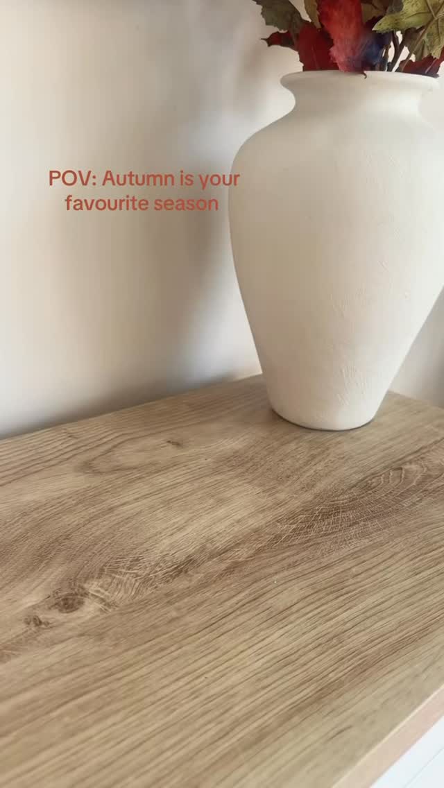 Are you an autumn?? ๐๐ Iโd definitely say summer has my heart but there is just something cosy and special about autumn.. especially the fact I get to fill so many of your homes with autumn smelling goodness ๐คญ