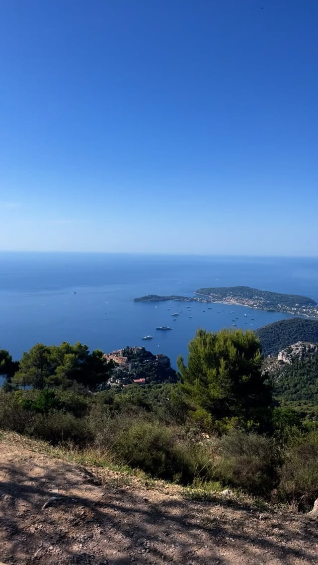 Gorgeous views from Fort de la Revère in Èze.
#eze #fortdelarevere #southoffrance #cotedazur #frenchriviera