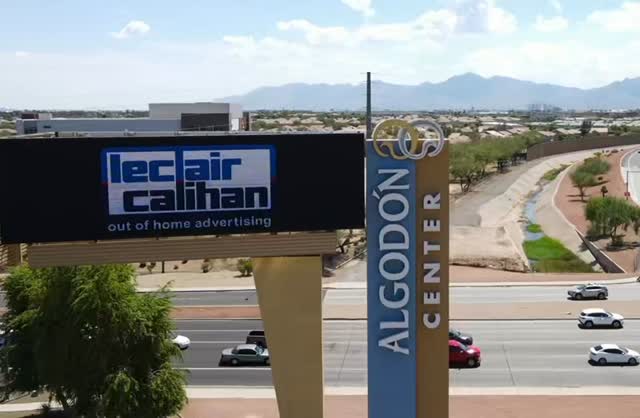 New location! We now #leclaircalihanadvertising #phoenixadvertising #leclaircalihan #phoenix offer a new double sided digital on the West Highway 101. One problem… It’s already sold! Treravalis did an amazing domination buy of both sides. This is the new up and coming way to buy digital to make the biggest impact. If you were interested in buying out an entire digital face reach out to us!