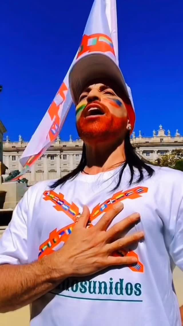 Vamos a lucir con orgullo los símbolos que nos unen como hispanos. #hispanosunidos #hispanidad #hispanos #españa #hispanoamerica #madrepatria #vivalahispanidad #somoshispanos #culturahispana