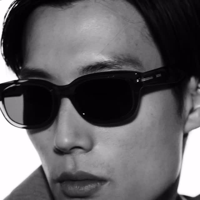 👓 Discover timeless style with BOSS Eyewear, available at Flint Optometry.
From sharp sophistication to everyday comfort, BOSS frames combine modern design with premium quality…
The perfect fit for every occasion. 👀
✨ Call in to view the full collection and find your perfect pair.
#FlintOptometry #BOSSEyewear #EyewearStyle