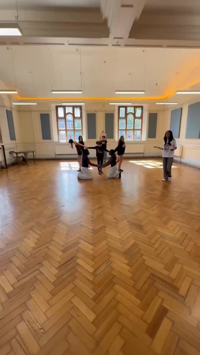 We want you to feel at home with us at Cyclorama - that’s why we offer a no-risk 2 week trial for £10 to see if we’re the right fit for you!
Find out more about our youth theatre groups running in South Croydon and East Dulwich
Booking information on our website
www.cycloramadrama.co.uk
#youththeatre #london #drama #performingarts #gcsedrama