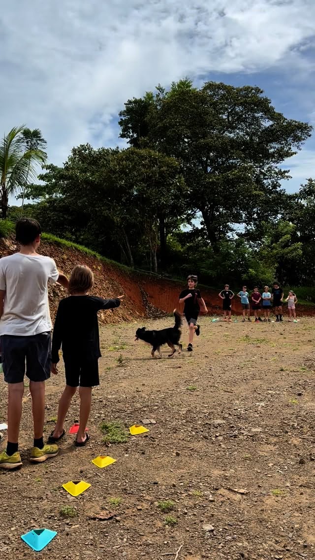 Feliz Día del Niño!
We celebrated today and our amazing students with some classic Costa Rican games and donuts! 🥳😱😎😁
Churro donuts were the fan favorite, what’s yours? 🍩🍩