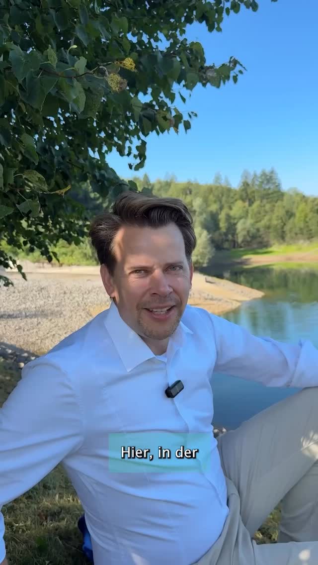 Hier an der großen Dhünntalsperre wird klar: Wir leben da, wo andere gerne Urlaub machen würden! Traumhafte Natur – aber auch eine große Verantwortung.
Ein großes Lob an den Wupperverband, der sich um ein gutes Talsperren-Management kümmert. 🙏 Genau da müssen wir dranbleiben: Vorsorge für den Klimawandel heißt, heute die richtigen Entscheidungen treffen, damit unsere Heimat auch morgen sicher und lebenswert bleibt. Der Rheinisch-Bergische Kreis ist wunderschön – und das wollen wir für kommende Generationen erhalten!
#Dhünntalsperre #RheinBerg #NaturPur #Klimaschutz #Heimat #ArnevonBoetticher #Wupperverband #ZukunftSichern #UrlaubVorDerHaustür