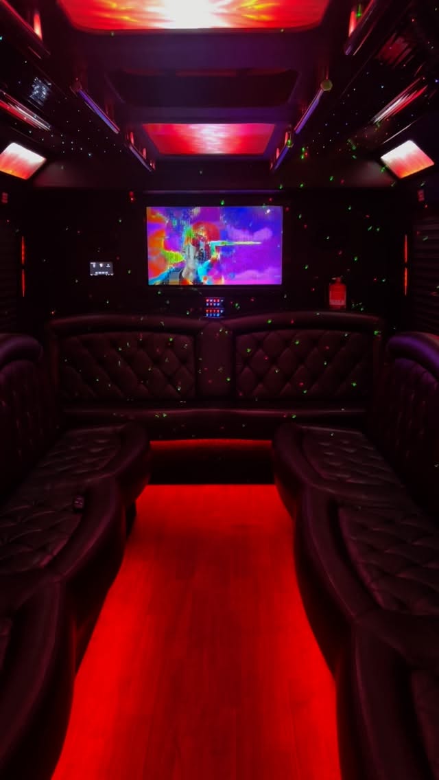 Time to get out on that Party Bus. #Partybus #diamondlimousine #Concerts #Birthdays #weddings #partys
