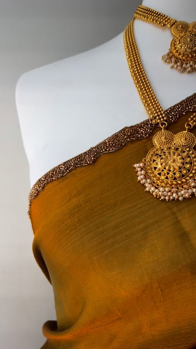 ✨SEVENDY Saree✨
Order ➡️ desipalace.fr
#Saree#sɪʟᴋsᴀʀᴇᴇ#desioutfit#indianoutfit#indianwedding#tamil#