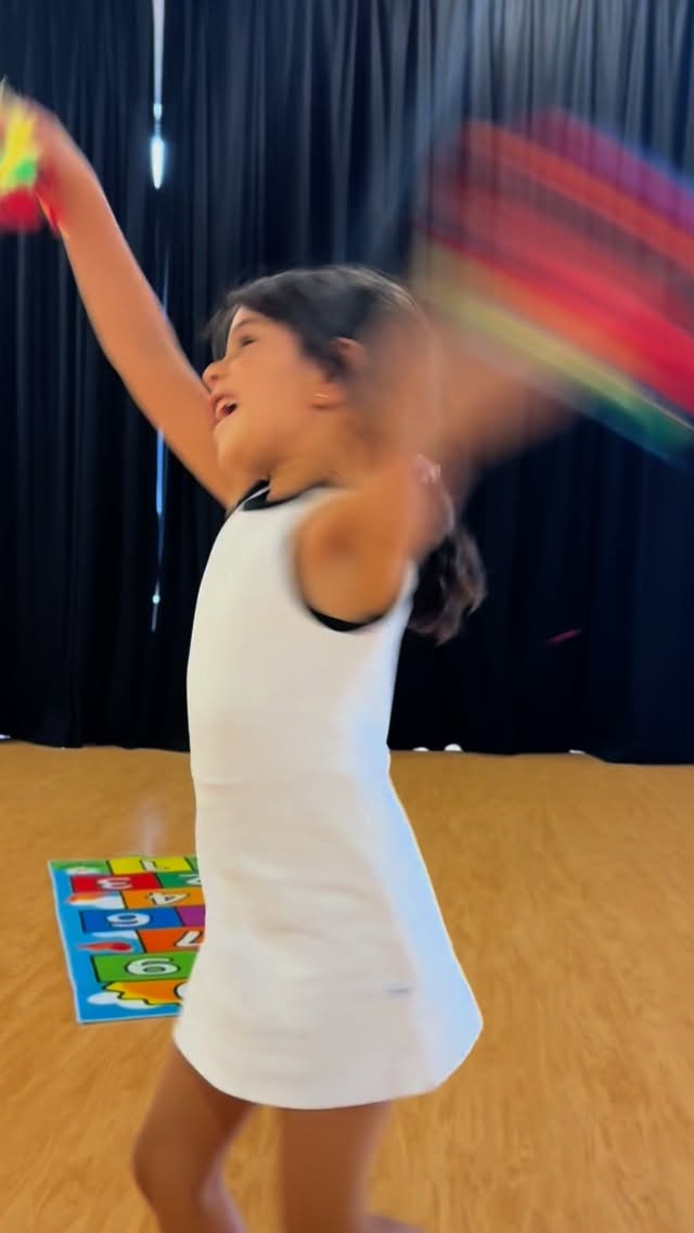 Feathers flying, confidence growing!✨
Our students loved exploring bigger movements and expression in class yesterday with the help of some props!
Theatre is all about confidence, creativity and FUN – and we love seeing our students shine brighter every week! 🌟
Contact us today to book a FREE trial!
📧 info@learts.co.uk
📞 07309937302
#EastGrinstead #TheatreClasses #CreativeKids #PerformingArts #DramaClasses #SingingClass #DanceAndDrama #Learts #ArtClasses #CreativeArt