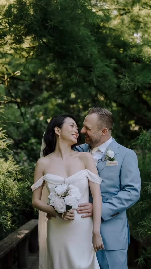 Sometimes the most genuine “big day” is actually a small one. When you strip away the noise, focus on each other, and maybe bring a handful of your favorite humans to witness—it becomes something raw, intimate, and completely yours. No production, no pressure, just love in its purest form.
Slowly posting from our crazy August month! 😂