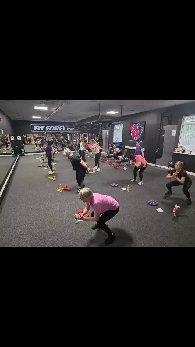 Our Coach “Lisa”was listening tunes on her way home after murdering ladies in the class workout 🏋️♀️😆
Thinking about starting fitness? This is your sign 💪
Our Ladies Only Fitness Class runs every Tuesday and Thursday at 7pm. Supportive, fun and perfect for all fitness levels.
Come along and join an amazing group of women building strength and confidence together. 💜
www.fitforevercavan.ie
#cavan #ladies #workout