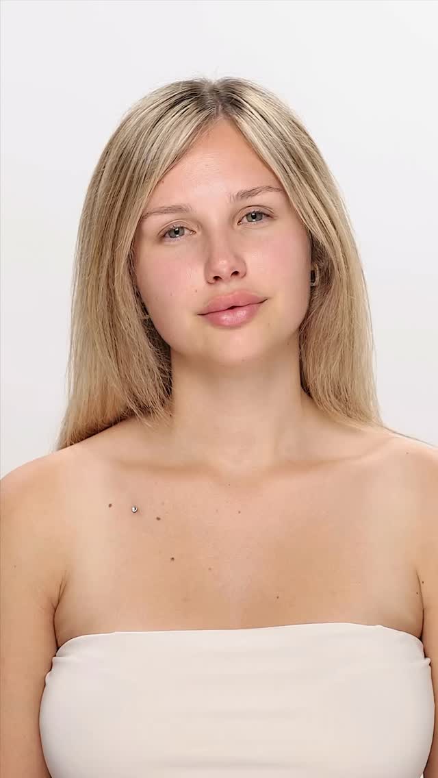 I had the pleasure of creating a soft, radiant look using some of my all-time favorite @diorbeauty products. My goal was to enhance the natural beauty of my model @ayleen_andrwld letting her skin breathe while highlighting her best features with a luminous, effortless glow. š«
From the perfect base to that signature touch of glow, these @dior essentials never miss in my beauty case. Whether itās a subtle sheen on the cheeks or that flawless skin-like finish, these products help me bring out the best in every face I work on.
Stay tuned for a closer look at the products I usedāthis look is all about enhancing, not covering. š¤
š„ : @philippegirard
š±š»āāļø : @ayleen_andrwld
#makeup #makeuptutorial #diormakeup #diorbeautylovers #diorbeauty #glowymakeup #glowymakeuptutorial #andreapalko #swissmakeupartist #swissmakeupartist