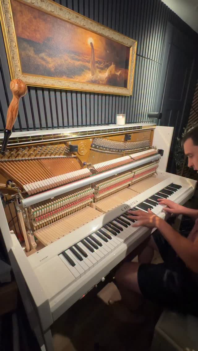 One of my favorites. Stay tuned for a full release.
#godbewithyoutillwemeetagain #godbewithyou #peacefulmusic #peacefulpiano