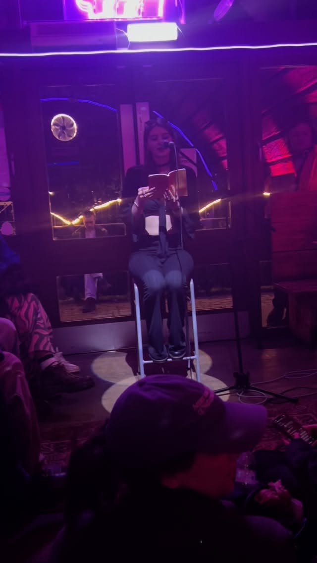 They Call Me Raggedy Ann 🪡
A performance of They Call Me Raggedy Ann at @poetryatinndeep in March.
This poem is part of my debut poetry collection Fainting Girl, available to buy at the link in my bio 📖
They Call Me Raggedy Ann is the inspiration for the original song Raggedy Ann cowritten with singer-songwriter @erinhephz_ ❤️