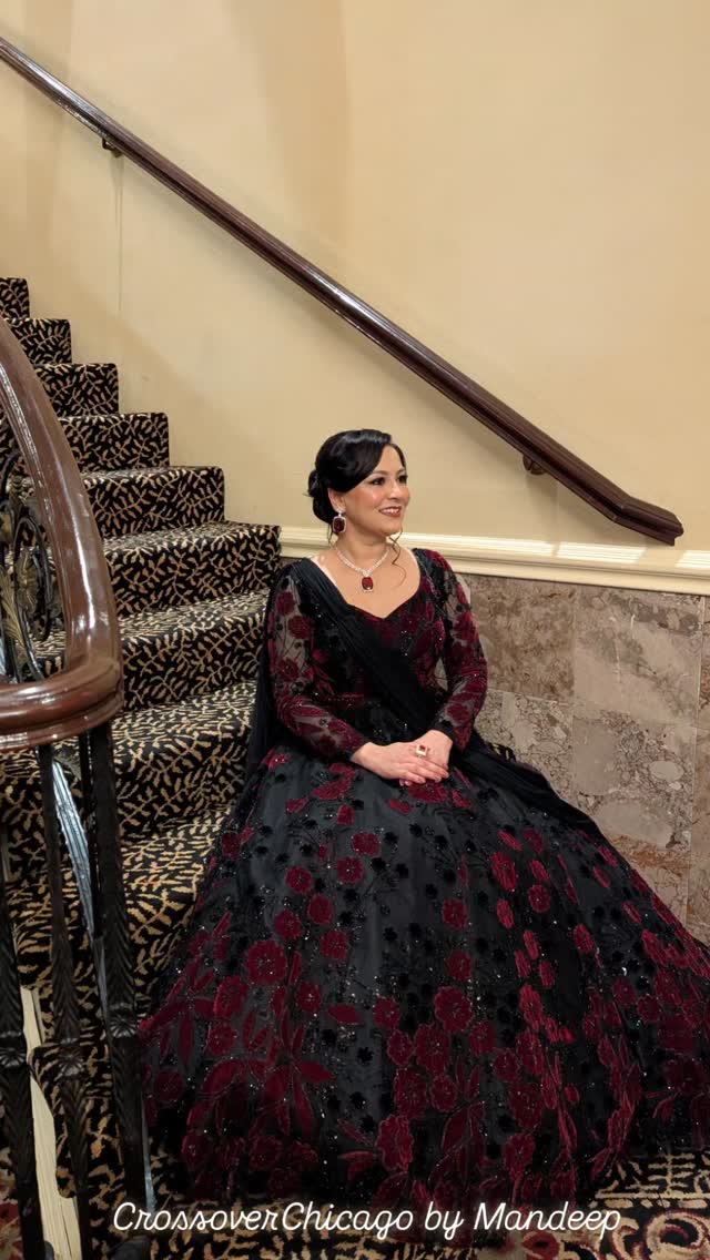 Designing for myself at last — a reception look that spoke my style, my story, my way.
Makeup by my good friend @ridaslays
To design your outfit please
Email:mandeep@crossoverchicago.com
#crossoverchicago #weddings #wedding #lehnga #blacklehnga #fashion #punjabiwedding #southasianbride