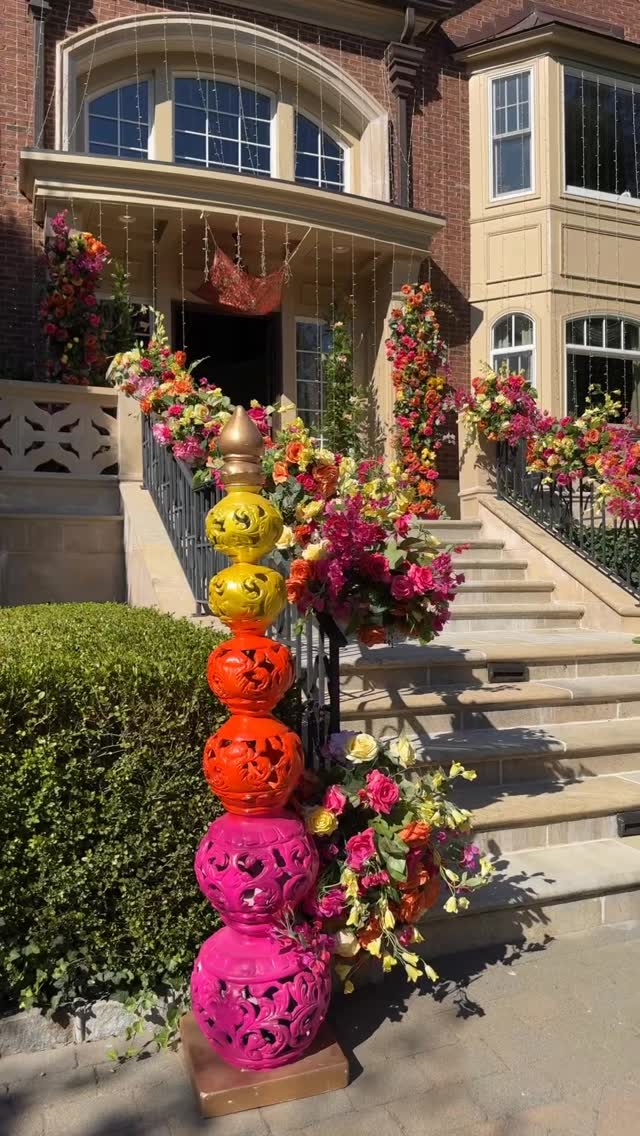 Tell me you’re getting married without telling me you’re getting married… I’ll go first 💍🤭
#exclusiveevents #exclusiveeventsny #homedecor #prewedding #southasianwedding