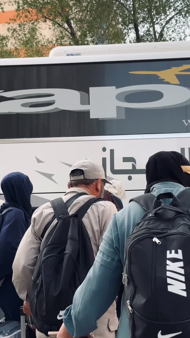 Umre yolculuğumuzda gönüllerimizin birleştiği
sofradan bir hatıra… Paylaşmak, kardeşliğin en güzel hali.
Huzura SAYGI ile Gidilir📍
#mekke #medine #umre #dua #umrerehberi #kesfet #keşfetteyiz #fyp #saygı #hac