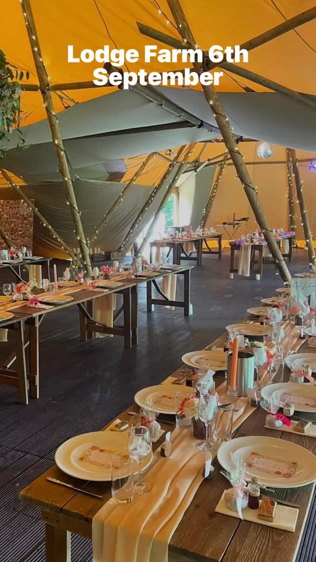 Congratulations Sam & Melissa❤️ Beautiful wedding @lodgefarm_events on Saturday!
#summerwedding #weddingcatering #outsidecatering #greatchefs #eventplanner #outdoorcatering #outdoorevents #tipiwedding #marqueewedding #corporatecatering #outsidewedding #catering #hertscatering #bedscatering #buckscatering #foodtastings #corporateevents #eventmanagement #2025wedding #2026wedding
